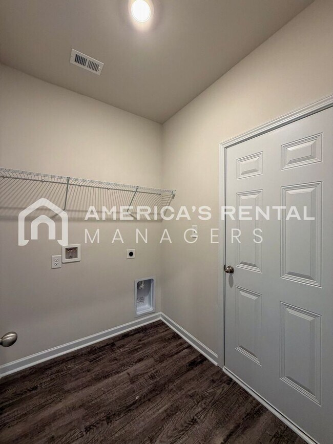 Building Photo - Coming Soon! Available to VIEW SOON!!