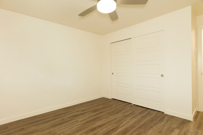 Building Photo - 2237 NW 59th-3