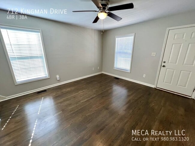 Building Photo - 712 Kingman Dr