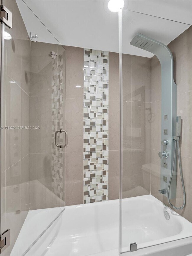 Building Photo - 701 NW 19th St