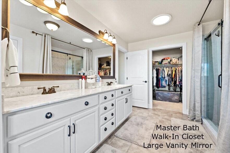 Building Photo - 3368 S Tytus Ln