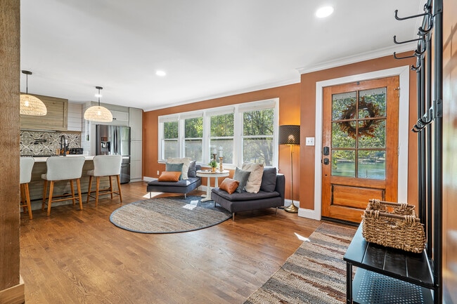 Front of Great Room - 3415 Pinehill Rd