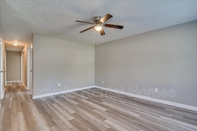 Building Photo - 3411 Princess Ct