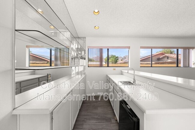 Building Photo - 43922 Warner Trail