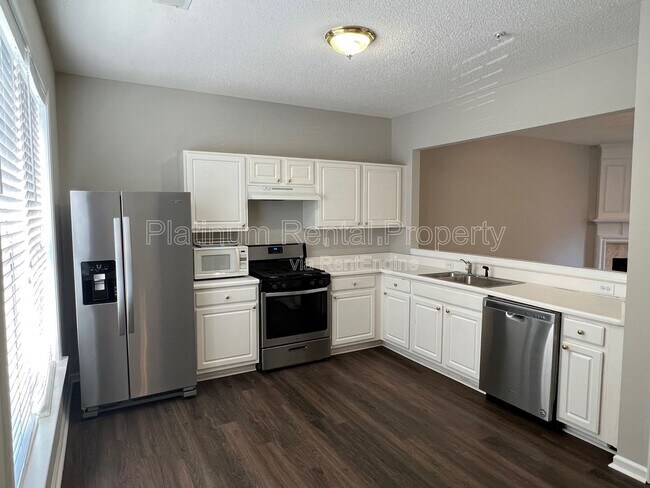 Building Photo - 1030 Kilmington Ct