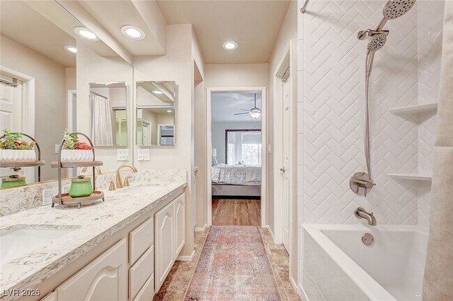 Building Photo - 7808 Bluewater Dr