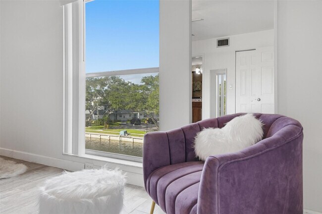 Building Photo - 8330 Sands Point Blvd