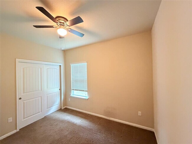 Building Photo - 225 Cibolo Creek Dr