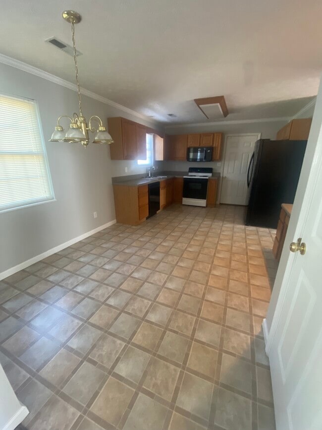 Building Photo - 8206 Gamblers Choice Tr
