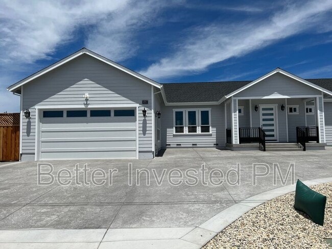 Building Photo - 4579 Lambert Dr