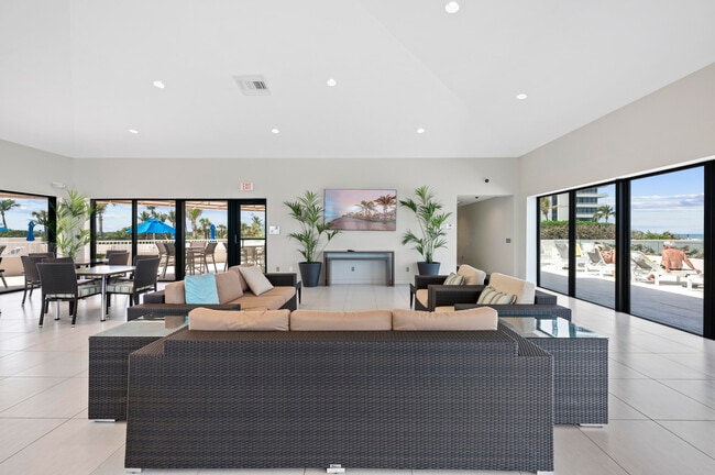 Building Photo - 5550 N Ocean Dr