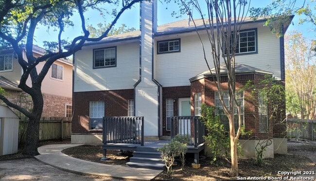 Building Photo - 2122 Chittim Pass Dr
