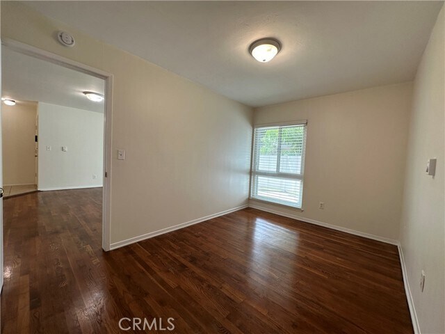 Building Photo - 1745 Maple Ave