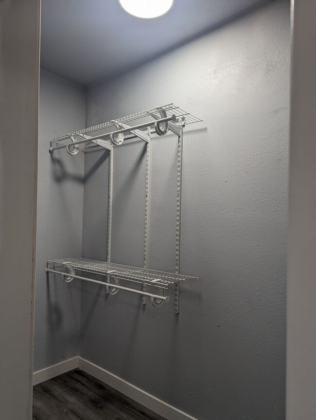 Building Photo - Quaint 2 bedroom Craigmont house