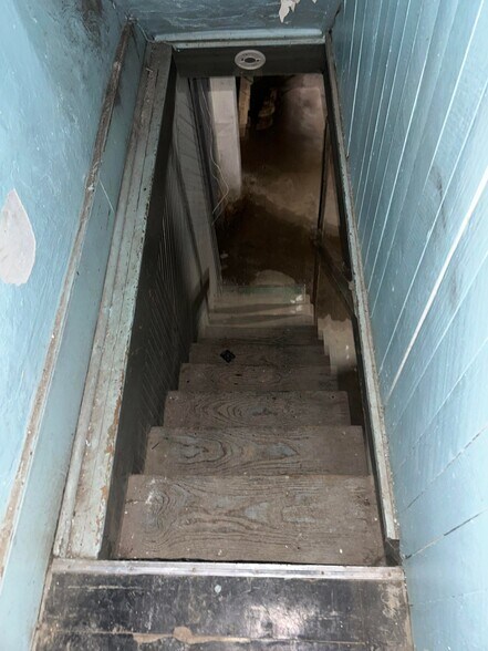 Building Photo - 5341 Goodfellow Blvd