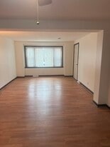 Building Photo - 3139 S Parnell Ave