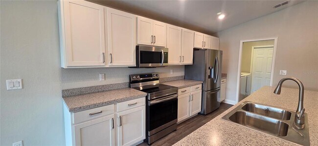 Building Photo - 202 Polermo Ave