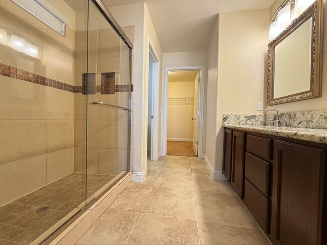 Building Photo - 10016 San Gervasio Ave