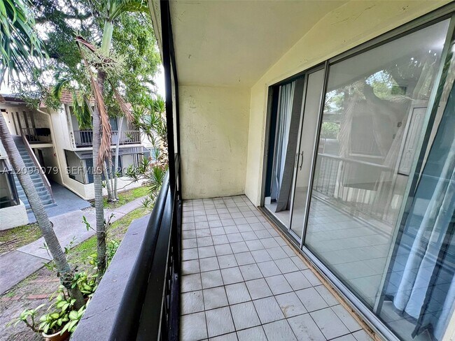 Building Photo - 7825 Miller Dr