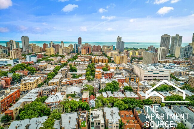 Building Photo - 2888 N Clark St