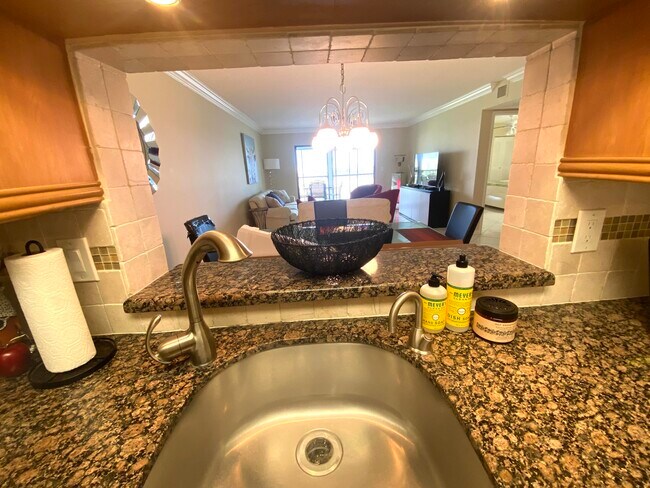 Building Photo - 14426 Amberly Ln