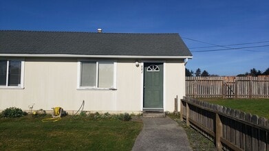 Building Photo - Charming 2-Bedroom Apartment Near the Hammond Trail – McKinleyville, CA