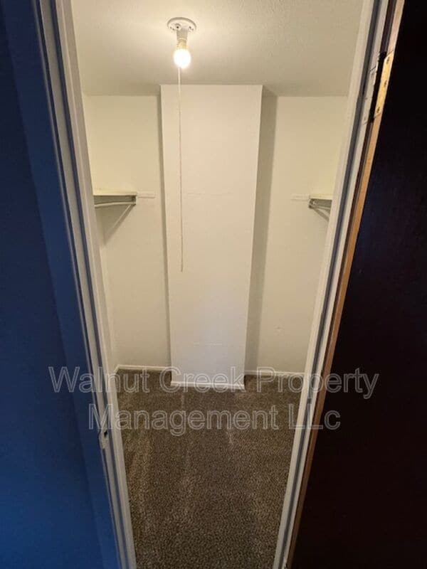Building Photo - 5520 Beavercrest Dr
