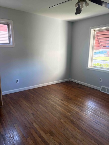 Building Photo - 2101 Tuxedo Ave