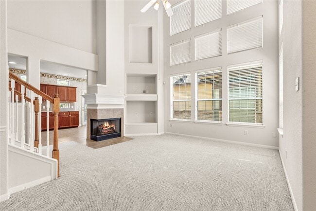 Building Photo - 7906 Glenn Cliff Dr