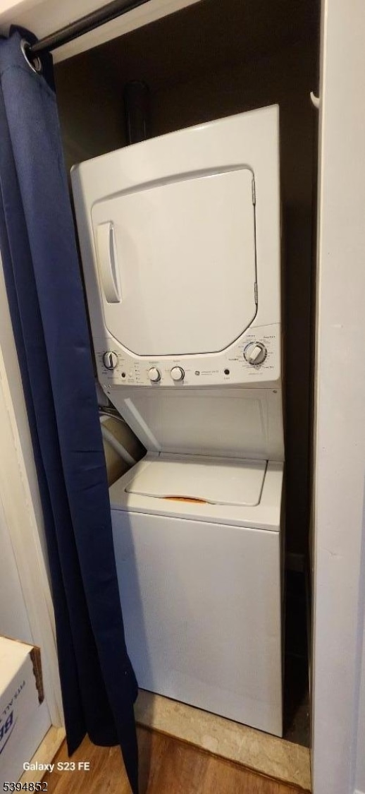 Building Photo - 13 Elizabeth Rd