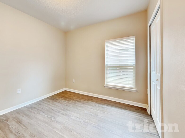 Building Photo - 1523 Scrub Jay Ct