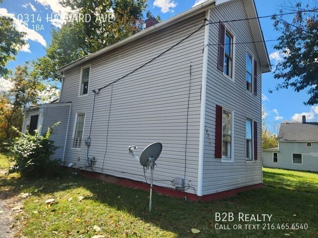 Building Photo - 10314 Harvard Ave