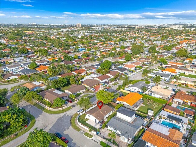 Building Photo - 10364 SW 6th St