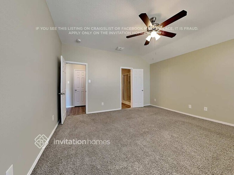 Building Photo - 2612 Redwood St