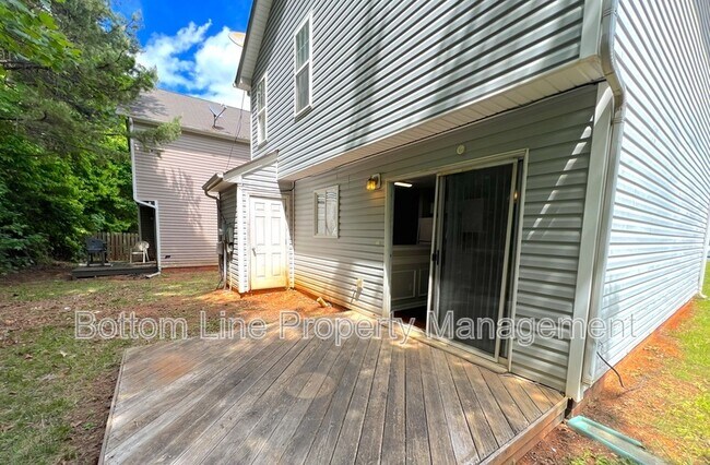 Building Photo - 1335 Braveheart Ln