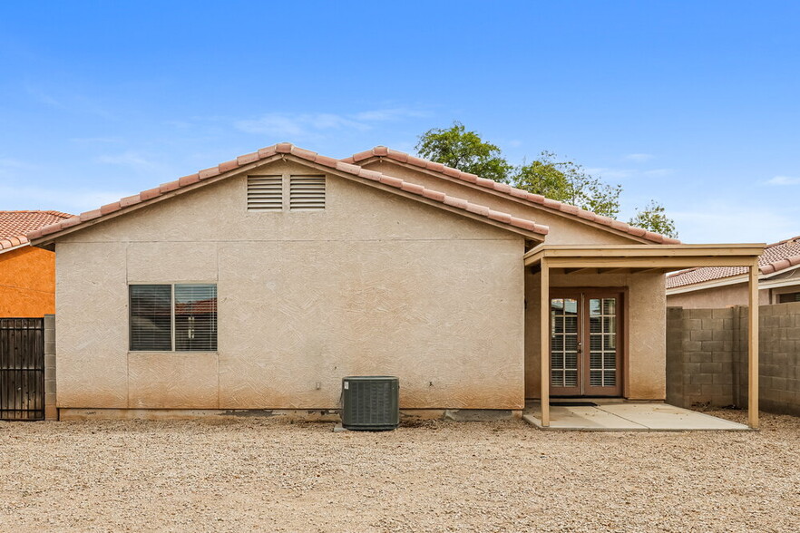 Building Photo - 6622 W Riva Rd