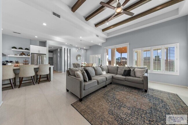 Building Photo - 32 Stone Oak Dr
