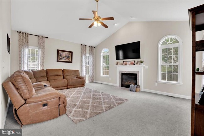 Building Photo - 10407 Aberdeen Ct
