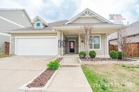 Building Photo - 4038 Lagoon Pl