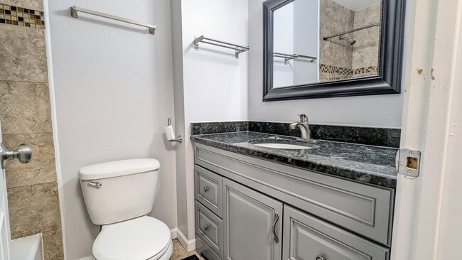 Building Photo - 334 Marcia Ct