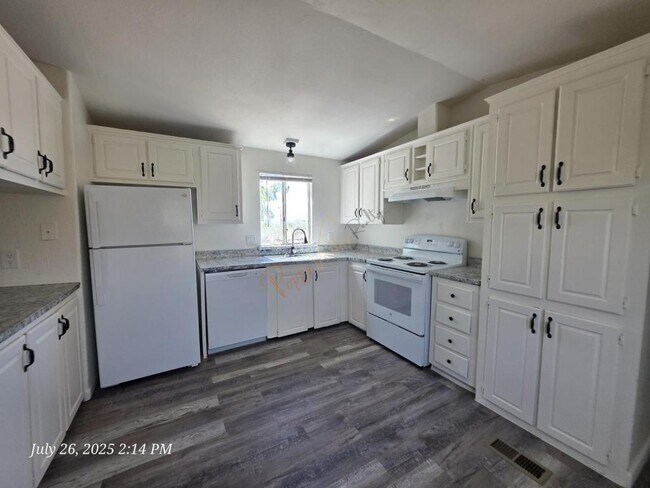 Building Photo - 3806 W Burro Dr