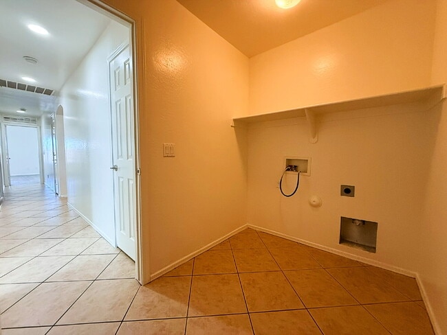 Building Photo - Freshly Painted 1-Story Home with Spacious Layout and Desert Landscaping!