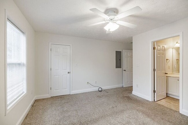 Building Photo - 105 Westchester Dr