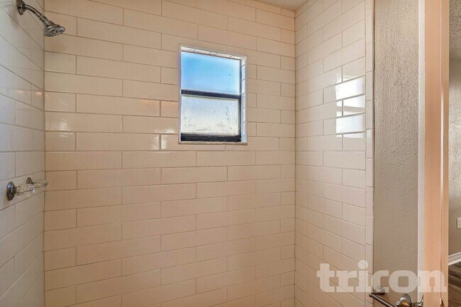 Building Photo - 11391 Salters St