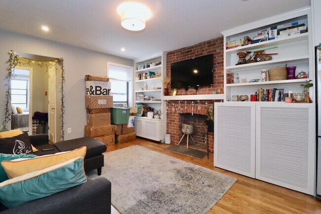 Building Photo - 553 Jersey Ave