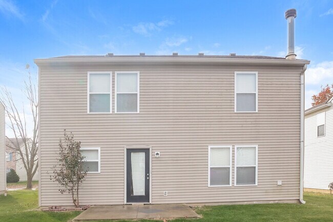 Building Photo - 9170 Amberleigh Dr