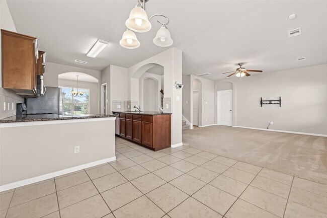 Building Photo - 19662 Little Pine Ln