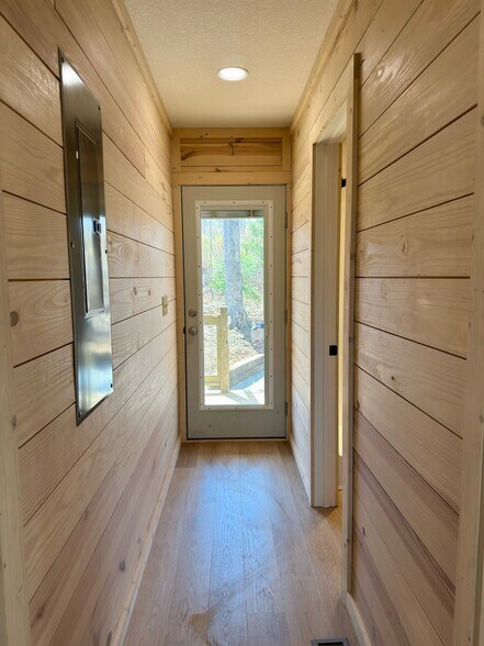 Building Photo - 4439 Jug Factory Rd