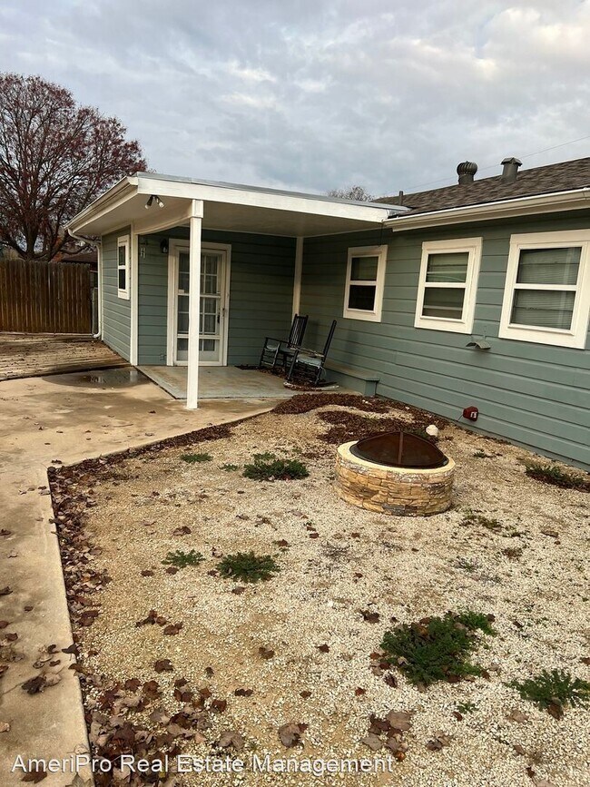 Building Photo - 3 br, 2 bath House - 626 Tomahawk Trl