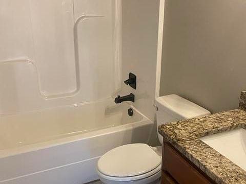 Building Photo - 809 Alpine Pine St